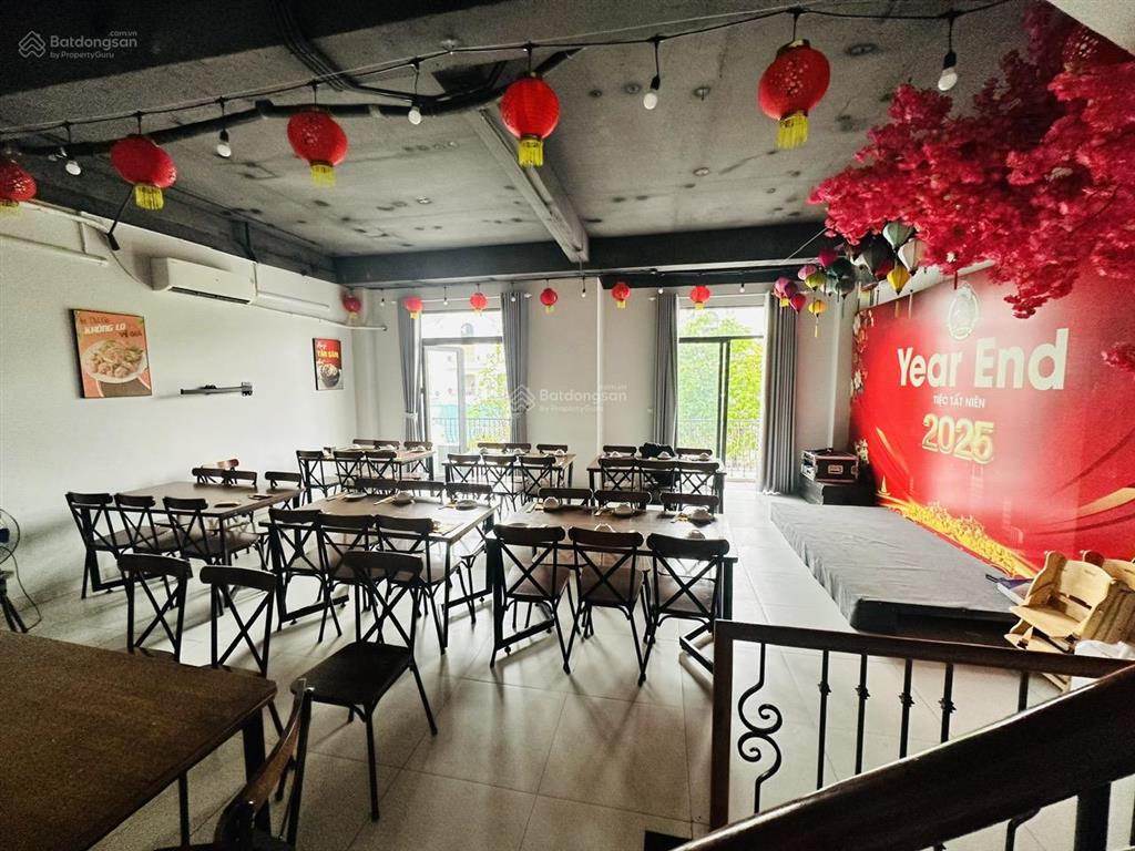 Cho thuê mặt bằng kinh doanh ngay ngã 3 sầm uất nhất khu vực hải âu 2, ocean park gia lâm