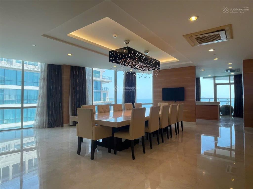 Bán căn hộ view trực diện biển trần phú nha trang center 3 phòng ngủ 462m2 (có sổ hồng)