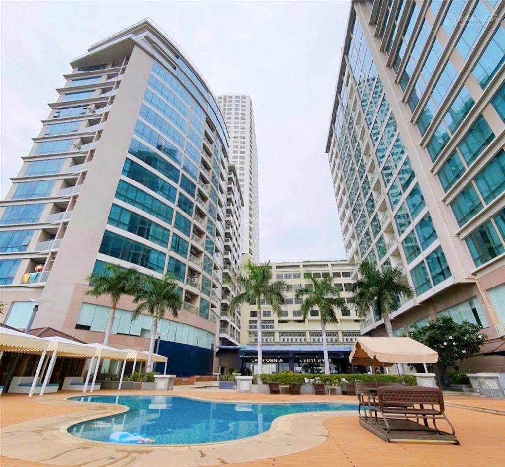 Bán căn hộ view trực diện biển trần phú nha trang center 3 phòng ngủ 462m2 (có sổ hồng)