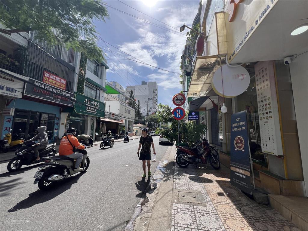 Bán nhà mặt tiền đường bạch đằng  phường nha trang  nha trang
(gần sát ngã 4 bạch đằng  tô hiến