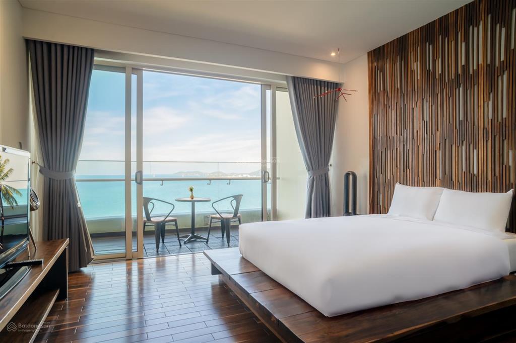 Cho thuê căn hộ penhouse đẳng cấp. the costa nha trang