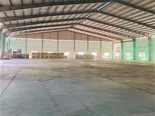 Cho thuê nhà xưởng 2500m khu vực đức hòa