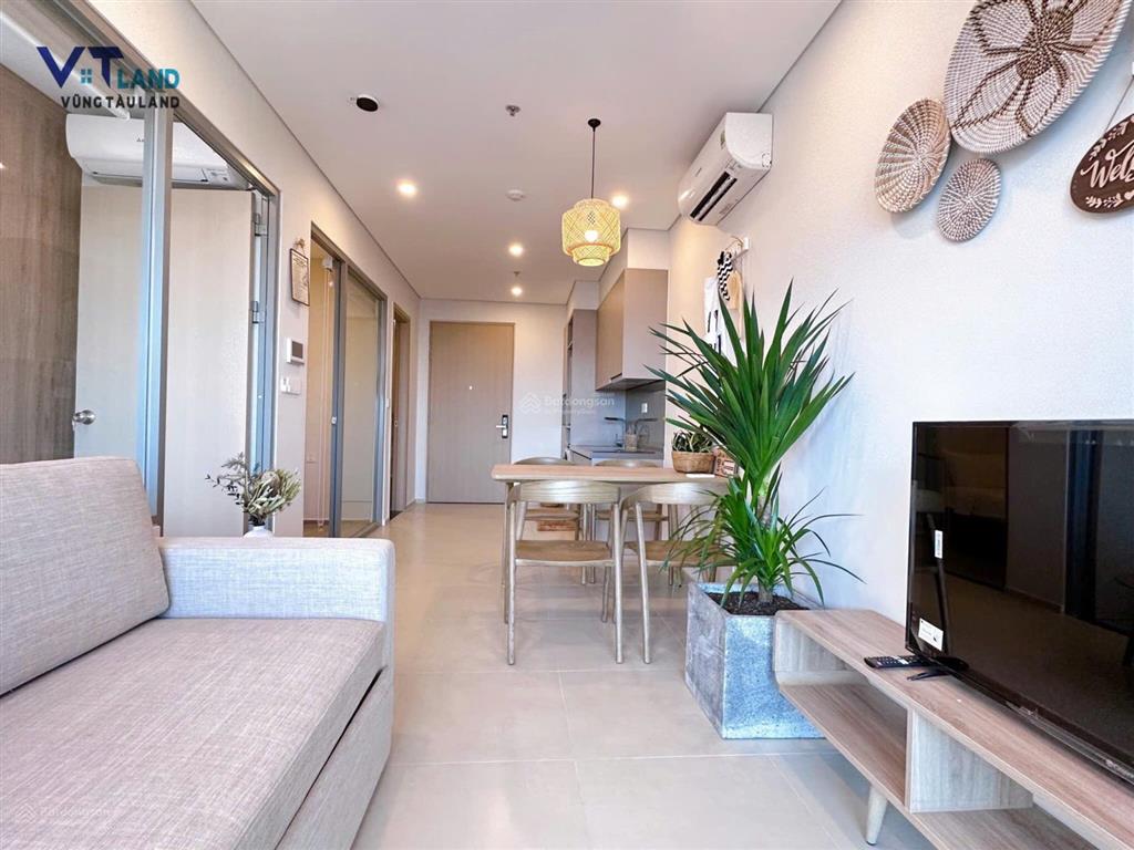 Cho thuê căn premium view biển the sóng giá chỉ 699k alo thuỷ võ 0901 681 ***