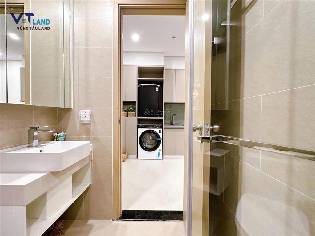 Cho thuê căn premium view biển the sóng giá chỉ 699k alo thuỷ võ 0901 681 ***