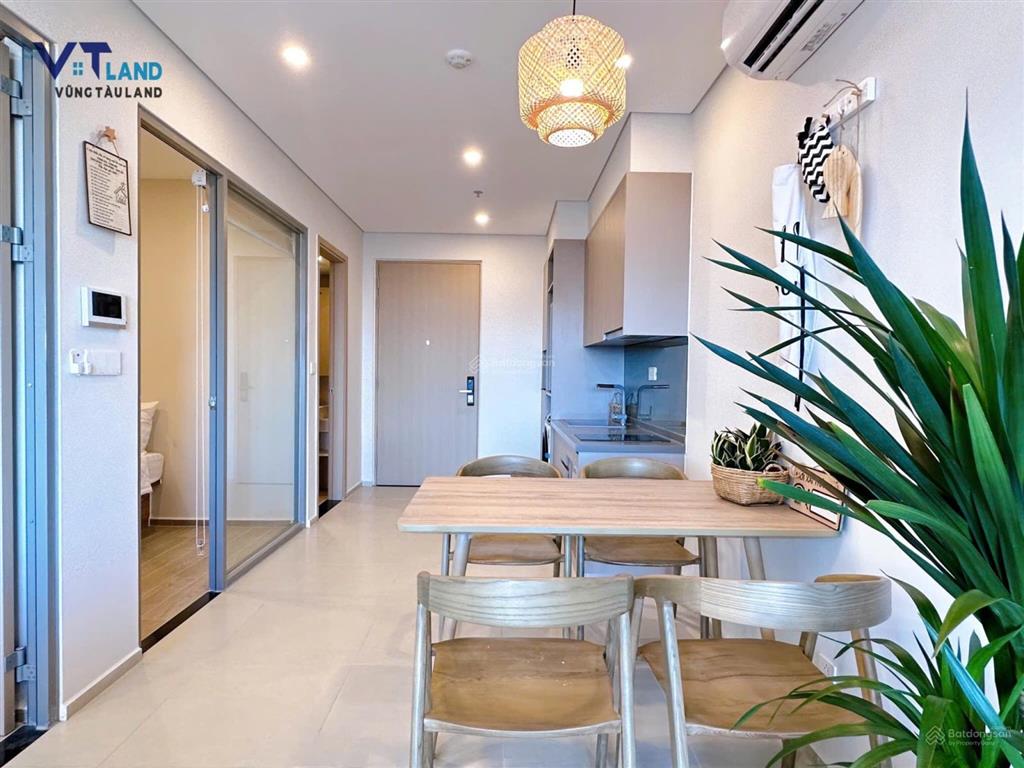 Cho thuê căn premium view biển the sóng giá chỉ 699k alo thuỷ võ 0901 681 ***