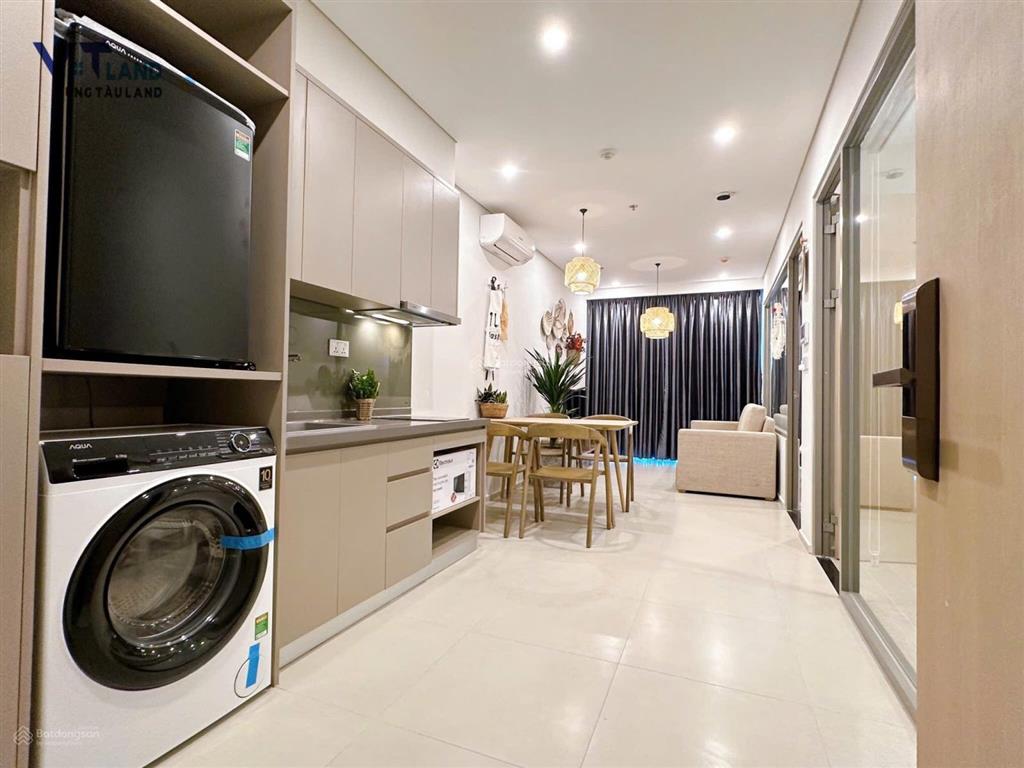 Cho thuê căn premium view biển the sóng giá chỉ 699k alo thuỷ võ 0901 681 ***