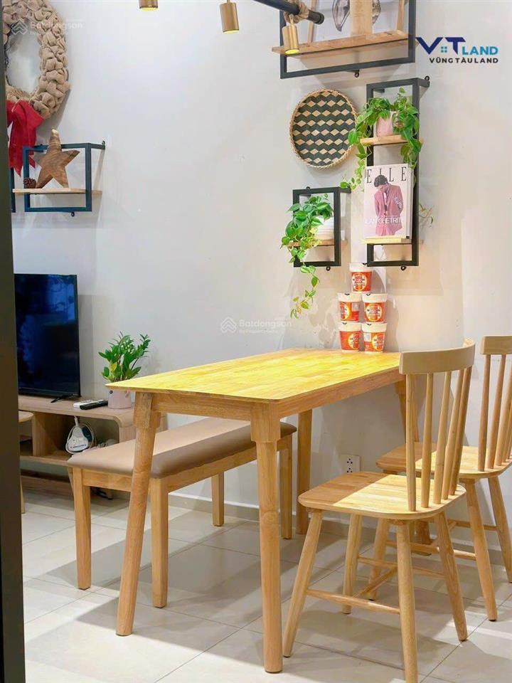 Bán gấp căn 2 pn tầng 4 vip thang riêng, the sóng vt 2,35 tỷ 0901 681 *** thủy võ
