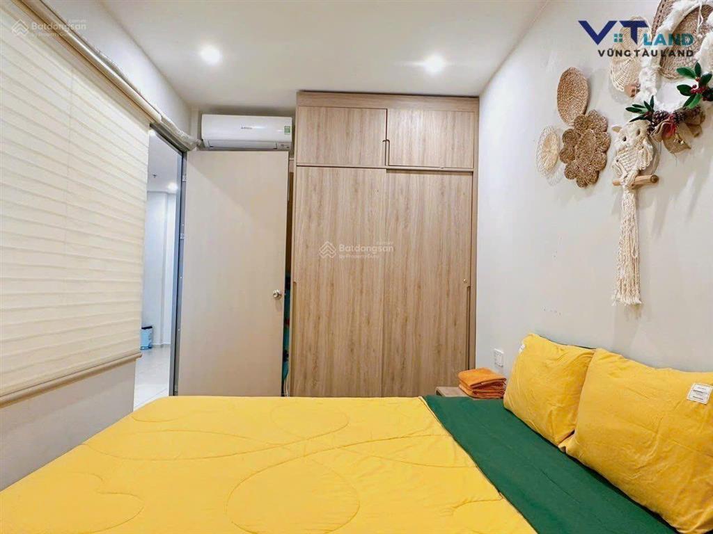 Bán gấp căn 2 pn tầng 4 vip thang riêng, the sóng vt 2,35 tỷ 0901 681 *** thủy võ