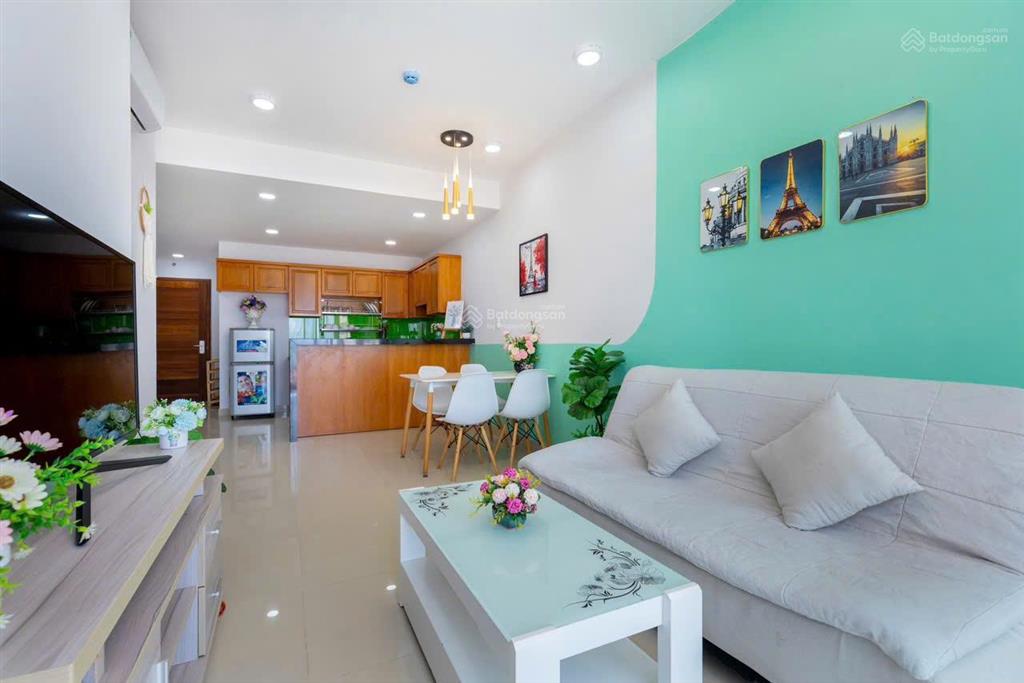 Cần bán gấp căn hộ 2 pn tầng trung hướng đông nam view biển giá cực tốt tại gold sea vũng tàu