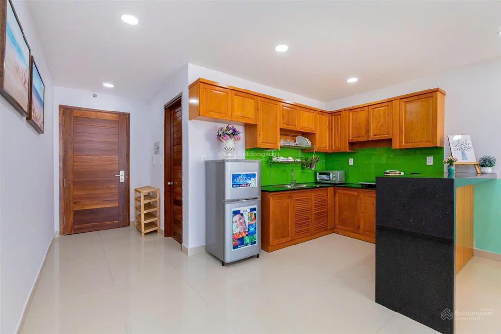 Cần bán gấp căn hộ 2 pn tầng trung hướng đông nam view biển giá cực tốt tại gold sea vũng tàu