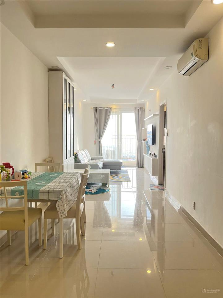 Cần bán nhanh căn 2 phòng ngủ view biển tầng cao nội thất cực xinh tại chung cư melody vt
