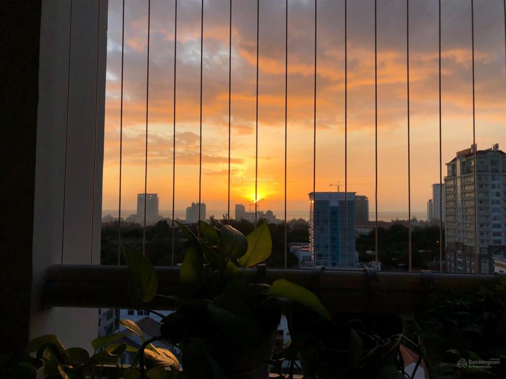Em bán căn góc view biển 72m2, chung cư bình giã resident.  0907 370 ***