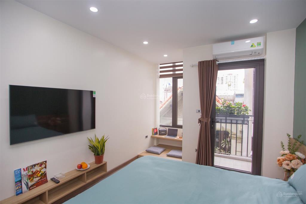 Chung cư cho thuê dưới 7 triệu/tháng, 1 ngủ 1 khách, có ban công máy giặt riêng mới, nội thất xịn