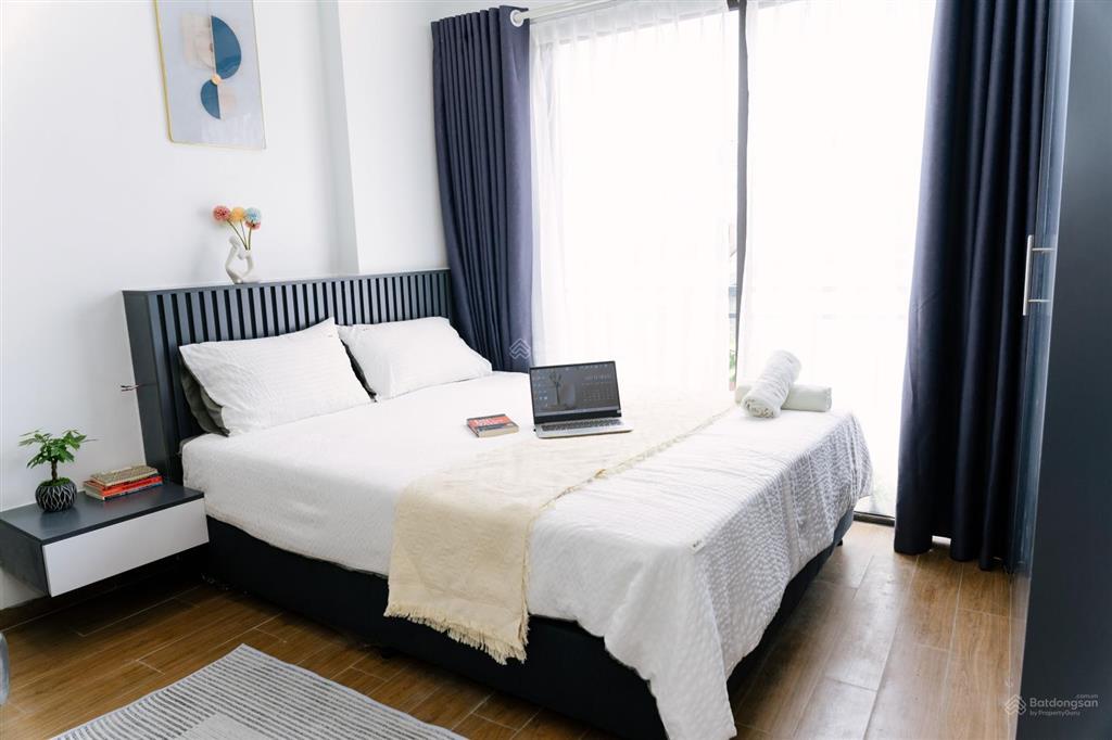 Căn hộ dịch vụ cho thuê ngắn ngày tại ba đình, dài ngày giá cực tốt, có ban công thoáng, wifi mạnh