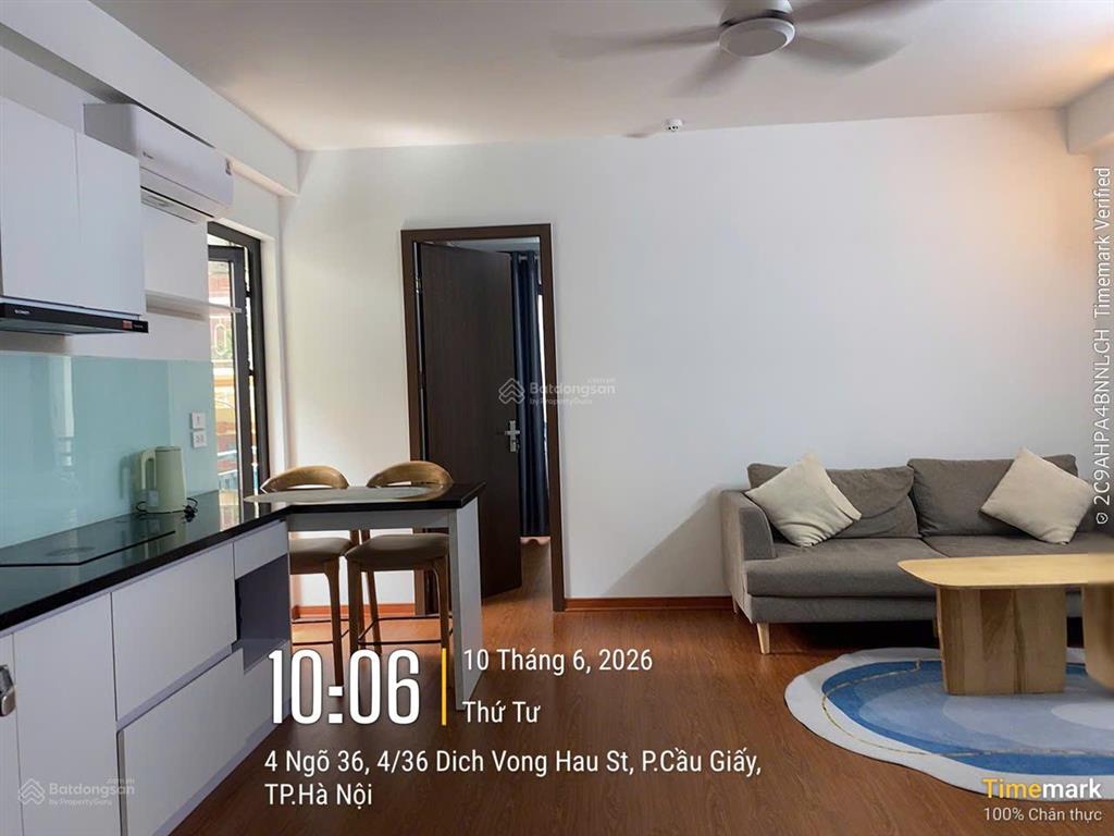 Cho thuê gấp chung cư 1 phòng ngủ tại cầu giấy, dịch vọng hậu, 52m2, thoáng sạch sẽ, giá cực rẻ