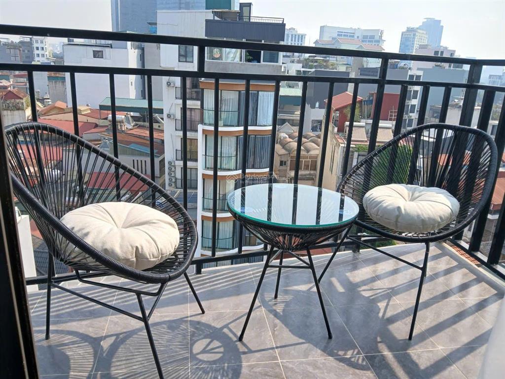 Căn hộ dịch vụ cho thuê ngắn ngày tại ba đình, dài ngày giá cực tốt, có ban công thoáng, an ninh