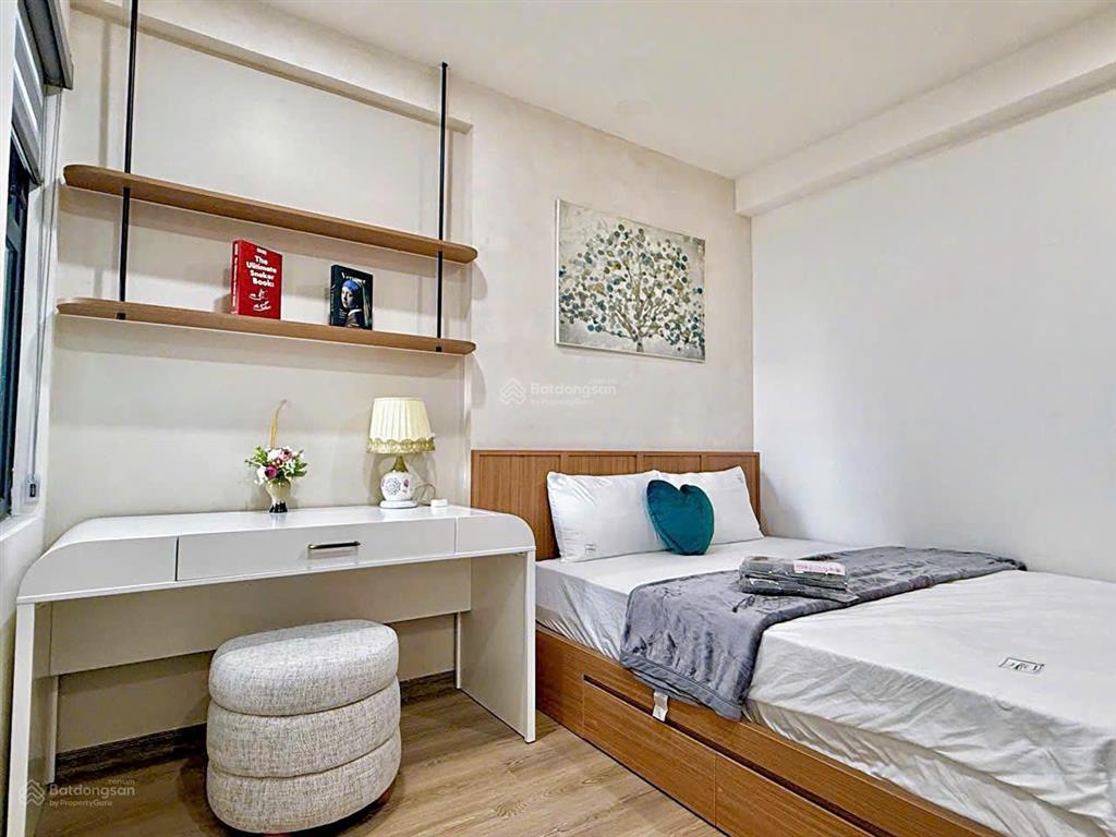 Chung cư evergreen cho thuê, nhà mới bàn giao, 2 ngủ, 2 vệ sinh, 60m2, full nội thất cao cấp