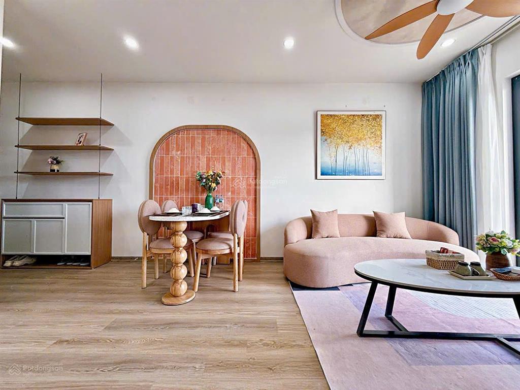 Chung cư evergreen cho thuê, nhà mới bàn giao, 2 ngủ, 2 vệ sinh, 60m2, full nội thất cao cấp