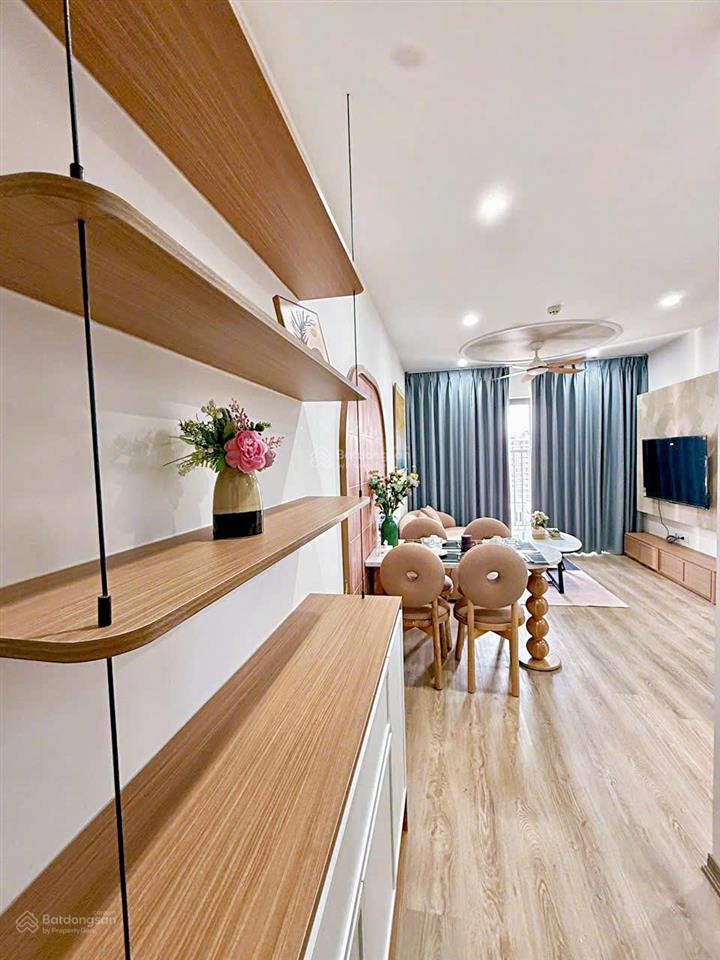 Chung cư evergreen cho thuê, nhà mới bàn giao, 2 ngủ, 2 vệ sinh, 60m2, full nội thất cao cấp