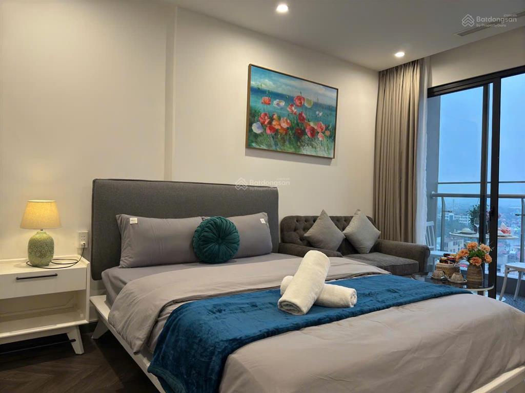 Chung cư cho thuê tại evergreen mới nhận bàn giao cần cho thuê gấp, giá cực tốt, nội thất hiện đại