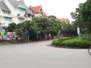 Cần bán căn góc biệt thự linh đàm, dt 280m2 x 4 tầng, lô góc 2 mặt tiền, 58 tỷ, hoàn thiện đẹp