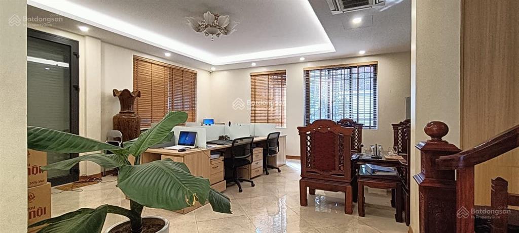 Cần bán căn góc biệt thự linh đàm, dt 280m2 x 4 tầng, lô góc 2 mặt tiền, 78 tỷ, hoàn thiện đẹp