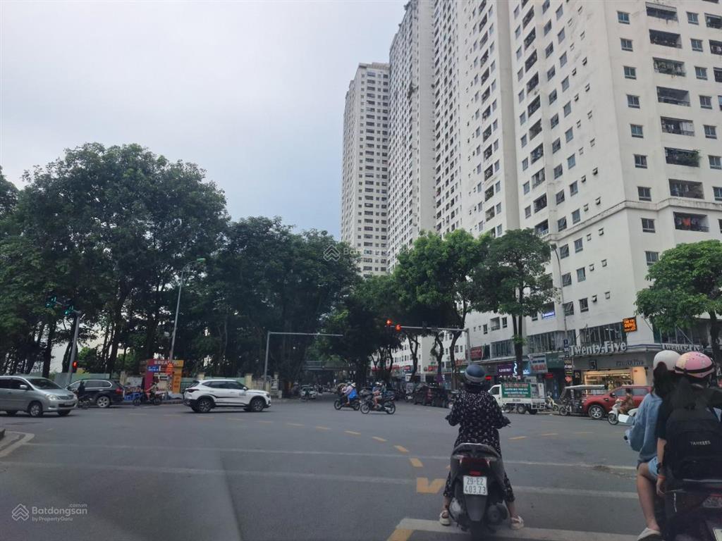 Cho thuê linh đàm dt 250m², xây 4.5 tầng, đã hoàn thiện, nhà mới, 20tr40tr/tháng