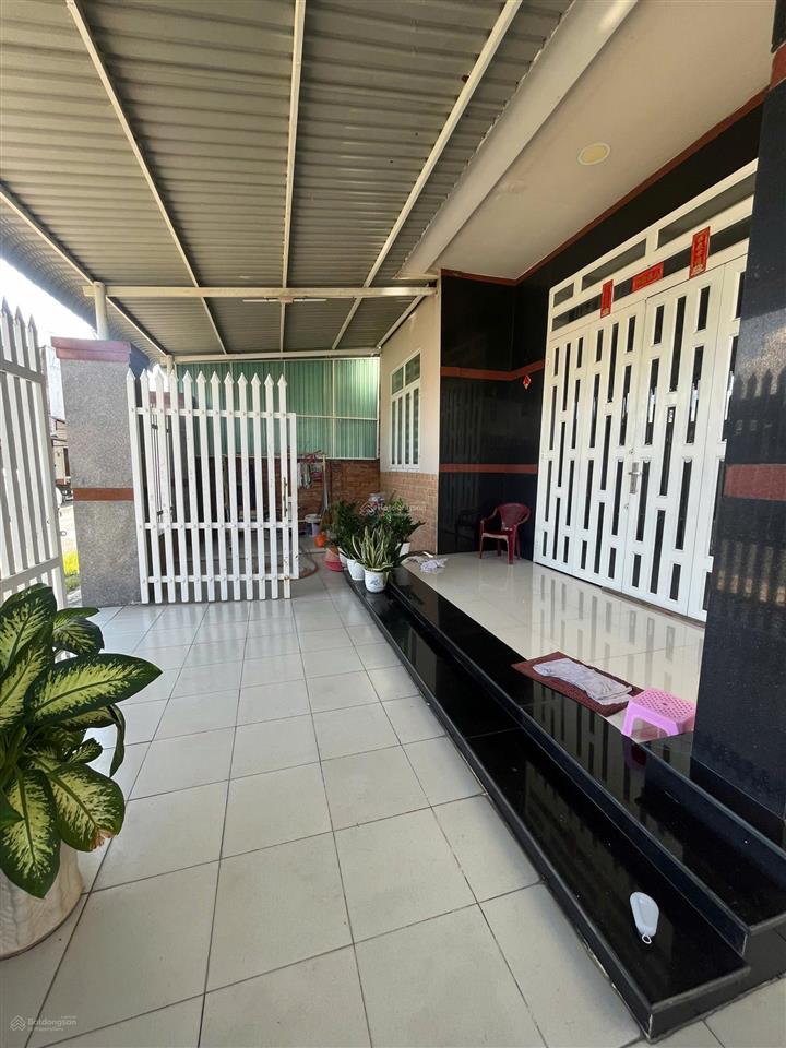 Bán gấp nhà đẹp trung tâm xã phước thạnh (hiệp thạnh cũ), gò dầu, tây ninh. gần nhà thờ hiệp thạnh
