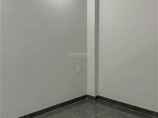 Cho thuê phòng trọ đặng thùy trâm phòng full nội thât. wc riêng. giá từ 5tr5 đến 7tr