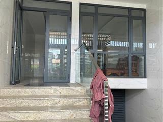Cho thuê mặt bằng tầng trệt làm văn phòng, công ty. đặng thùy trâm, phường bình lợi trung, hcm.
