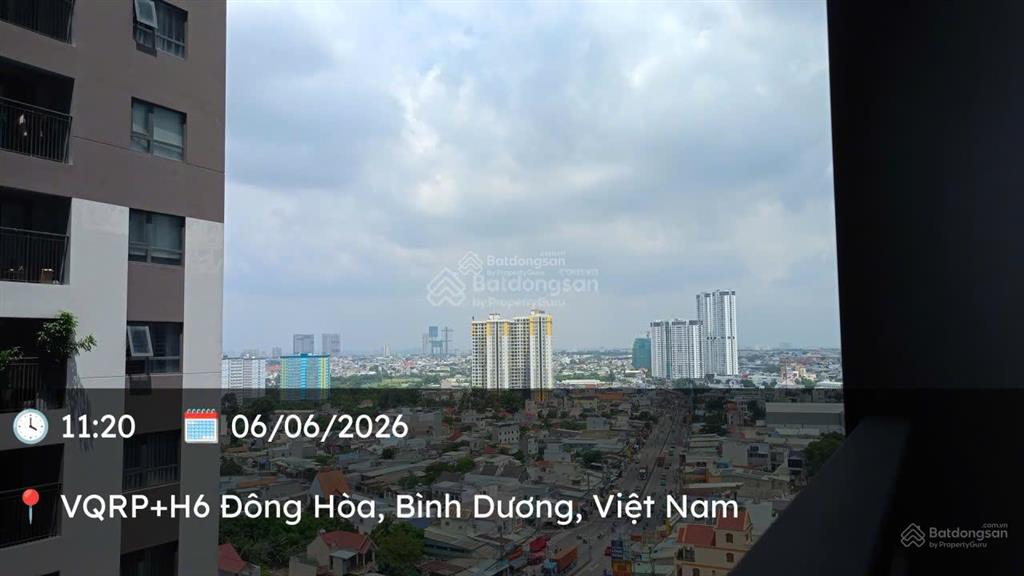 Nhà sổ hồng tầng cao (15,24), 2pn2wc giá 2tỷ394, gần làng đhqg hcm, view hồ bơi  dễ cho thuê