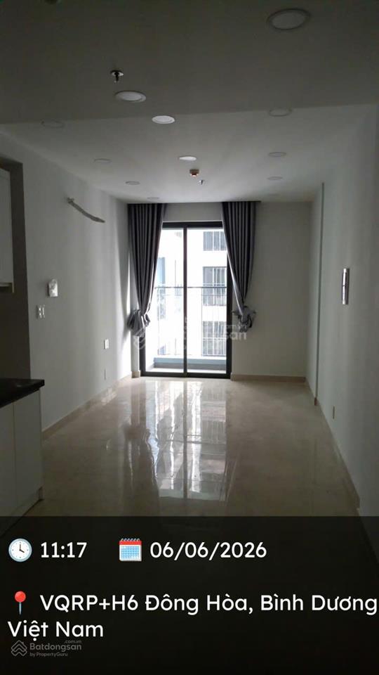 Nhà sổ hồng tầng cao (15,24), 2pn2wc giá 2tỷ394, gần làng đhqg hcm, view hồ bơi  dễ cho thuê