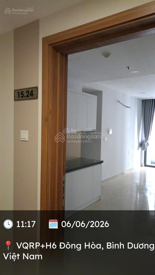 Nhà sổ hồng tầng cao (15,24), 2pn2wc giá 2tỷ394, gần làng đhqg hcm, view hồ bơi  dễ cho thuê