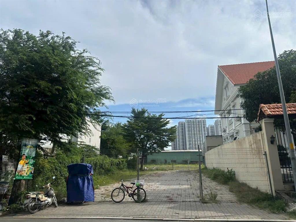 Chính chủ bán lô đất vàng mặt tiền lê thị chợ, quận 7, sổ đỏ xd tự do, 429m2, giá 140tr/m2