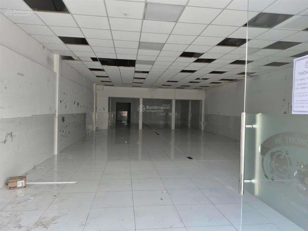 Cần cho thuê nhà mặt tiền huỳnh tấn phát q7, 8x20m2, 60tr/tháng, mb trống suốt   0918 278 ***