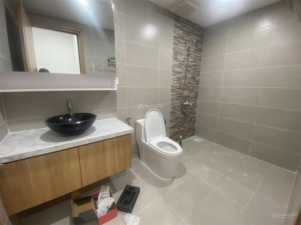 Cho thuê gấp biệt thự the peak garden q7, xd hầm, trệt 2 lầu, làm vp và ở, nhà mới 100%, 60tr/th