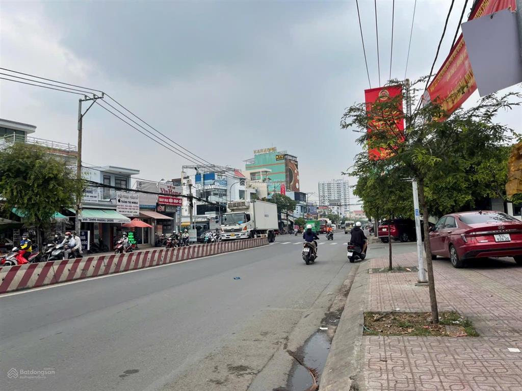 Bán đất 1.200m2 full thổ cư 2 mt huỳnh tấn phát, quận 7, có nhà trọ thu nhập 300tr/th giá 140 tỷ