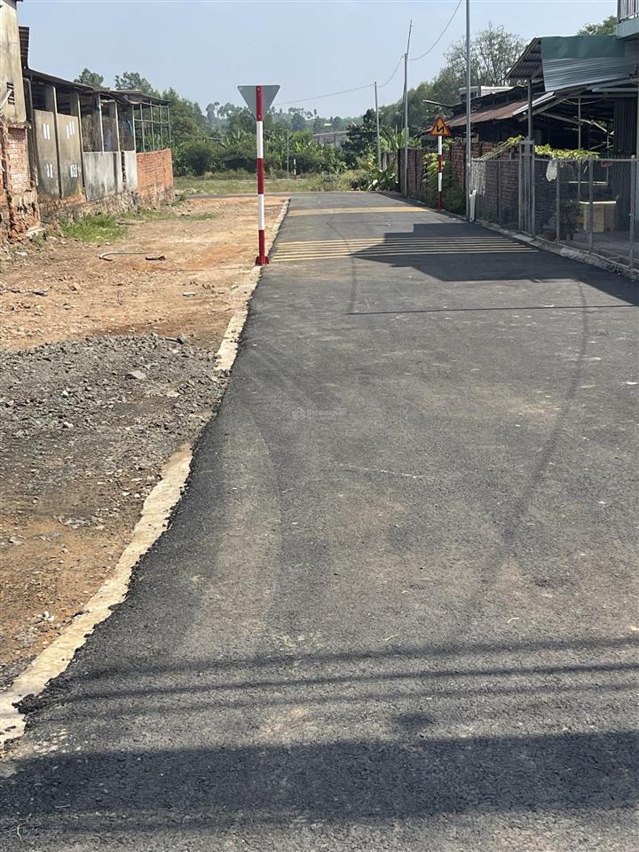 Bán đất thổ cư 2 mặt tiền ngay chợ giang điền xây được 5 căn phòng trọ cho thuê quá hợp lý