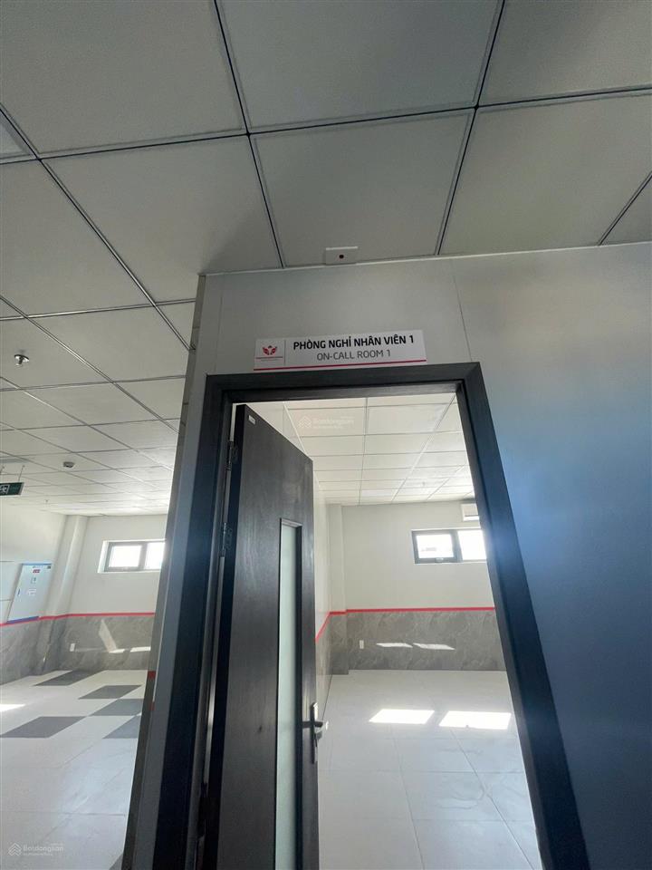 Cho thuê tòa nhà 7 tầng thang máy sát đại lộ phan đăng lưu, gần trung tâm tài chính