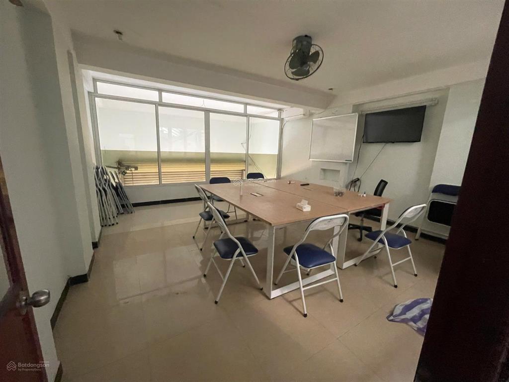Cho thuê nhà nguyên căn 3 tầng 207 huỳnh tấn phát phù hợp làm vp cty