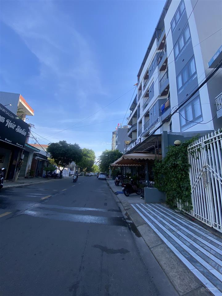 Bán lô đất biển phó đức chính  ngay biển mỹ khê  vương thừa vũ  đường 7m5  100m²  giá 10 tỷ