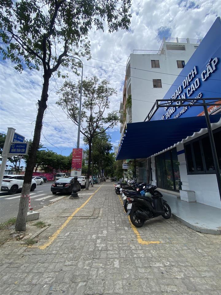 Bán lô góc 3 mặt tiền trần hưng đạo, đoạn đẹp, ngay khán đài pháo hoa, xây toà căn hộ cực thoáng