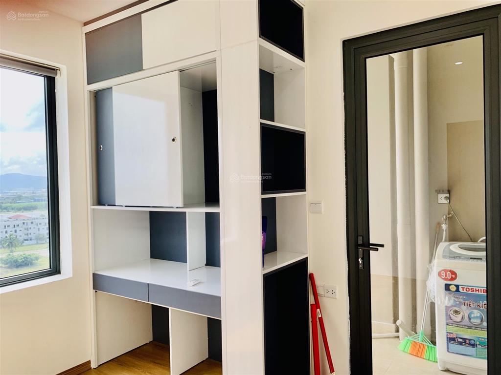 Cần bán căn hộ 2 phòng ngủ, full nội thất