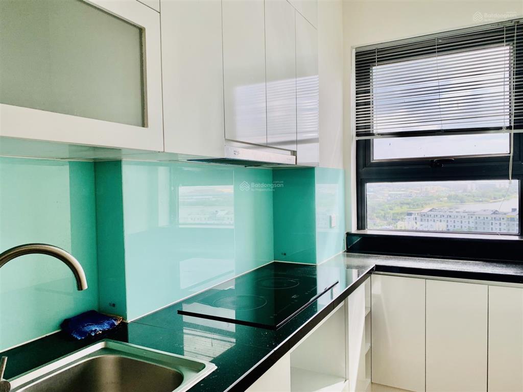 Cần bán căn hộ 2 phòng ngủ, full nội thất