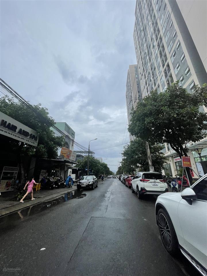 Cho thuê khối đế chung cư the ori garden
