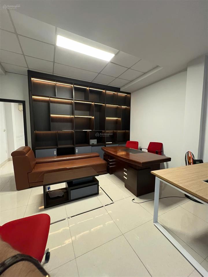 Cho thuê văn phòng full nội thất cao cấp chỉ cần mang máy tính đến làm việc