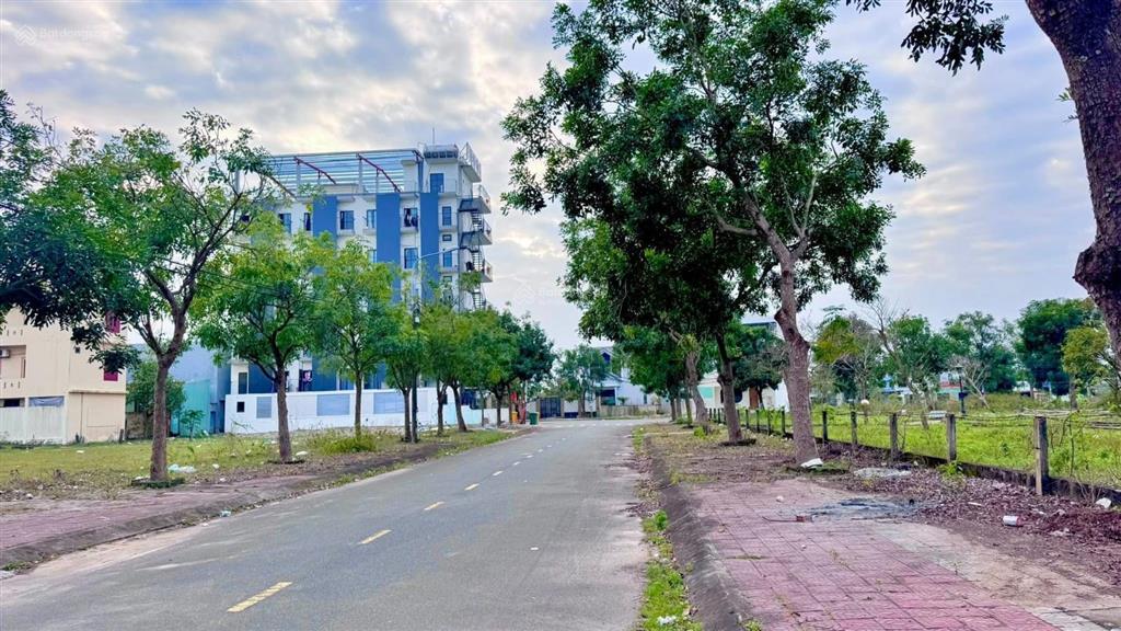 Bán đất view hồ sinh thái  gần đh phan châu trinh  giá 4,4 tỷ