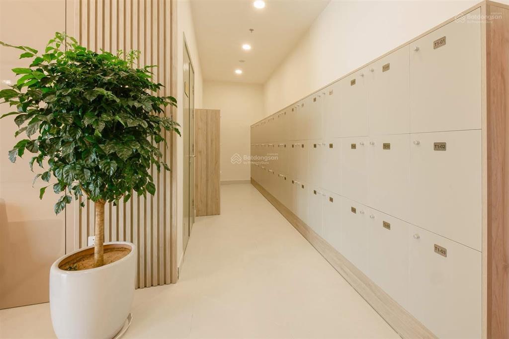 Cho thuê căn góc 3pn 80m2 full nội thất ban công hướng nam view công viên thoáng mát fpt plaza 3