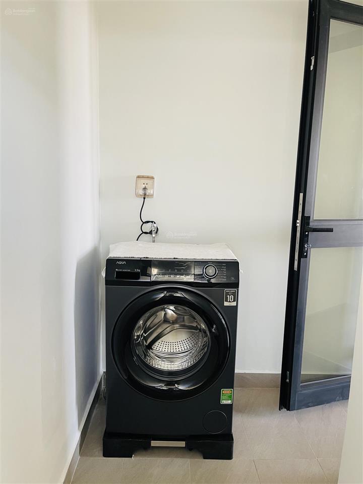 Cho thuê căn góc 3pn 80m2 full nội thất ban công hướng nam view công viên thoáng mát fpt plaza 3