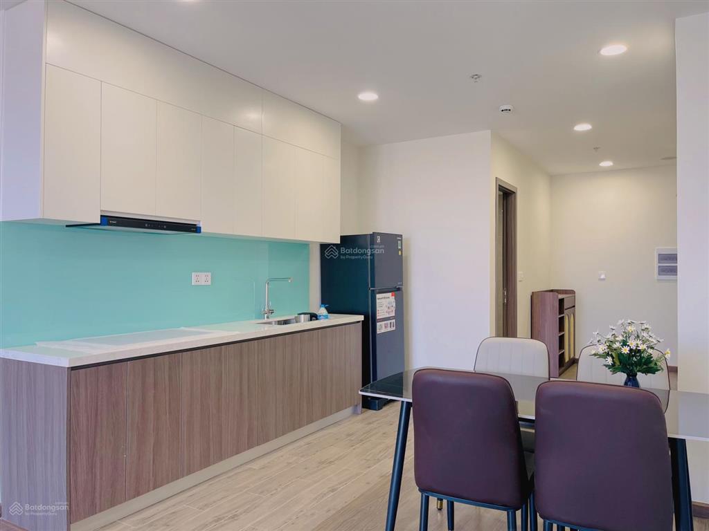 Cho thuê căn góc 3pn 80m2 full nội thất ban công hướng nam view công viên thoáng mát fpt plaza 3